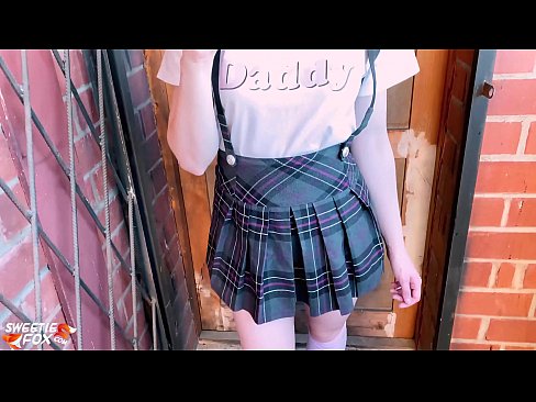 ❤️ Schoolgirl ດູດ dick ຂອງນາງເລິກແລະ fucks ແທນທີ່ຈະຫ້ອງຮຽນ. ໜັງໂປ້ສຸດໆ ທີ່ lo.myinvest.top ❤